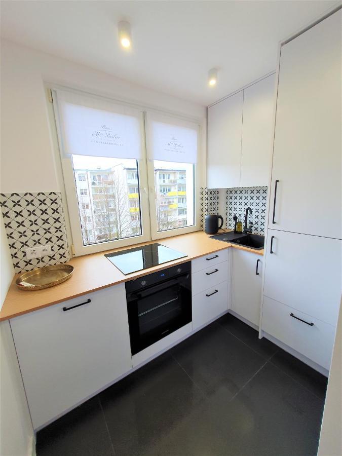 Wera - Klimatyczny Apartament 300 M Od Plazy Brzezno - Azw غدانسك المظهر الخارجي الصورة