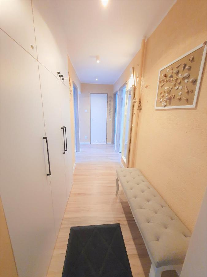 Wera - Klimatyczny Apartament 300 M Od Plazy Brzezno - Azw غدانسك المظهر الخارجي الصورة